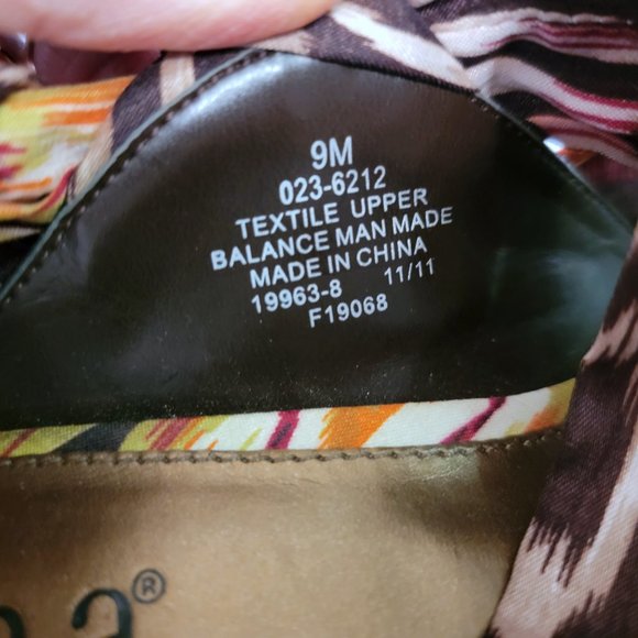 A.N.A Printed Textile Espadrille Wedges 9M EUC - Picture 8 of 10